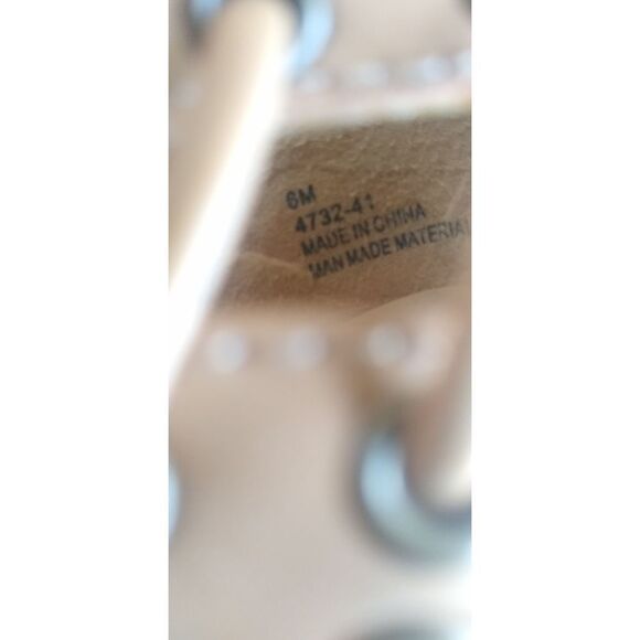 Altar'd State Cutout Heels Women's Size 6 Block Heel Tan Faux Lace Zip - Picture 9 of 9